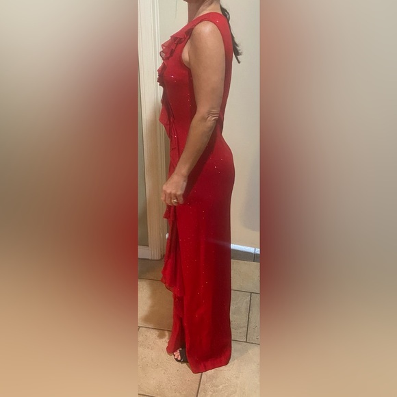 St. John Evening By Marie Gray Santana Long Dress with Paillettes and Scarf - Picture 8 of 15